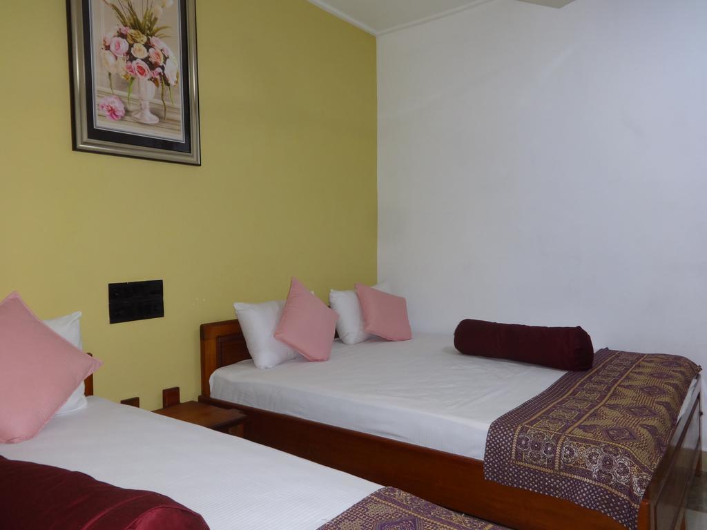 Dutch Bay Beach Cottages Trincomalee Extérieur photo