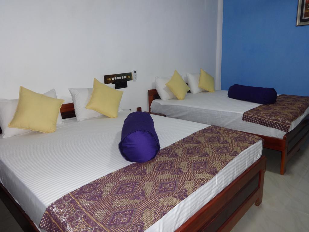 Dutch Bay Beach Cottages Trincomalee Extérieur photo
