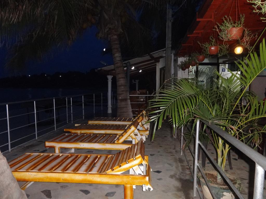 Dutch Bay Beach Cottages Trincomalee Extérieur photo
